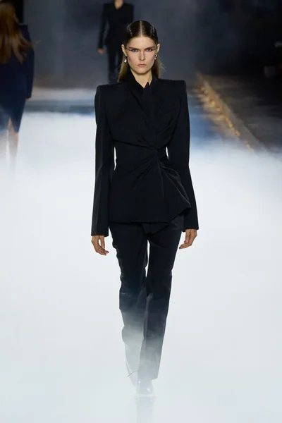 Look 2